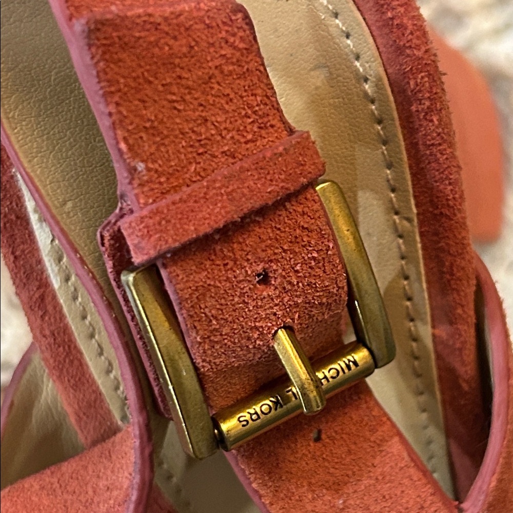Michael Kors Elegant Red Suede Women's Sandals. 5.5” block heel. Size 10 - Picture 7 of 7